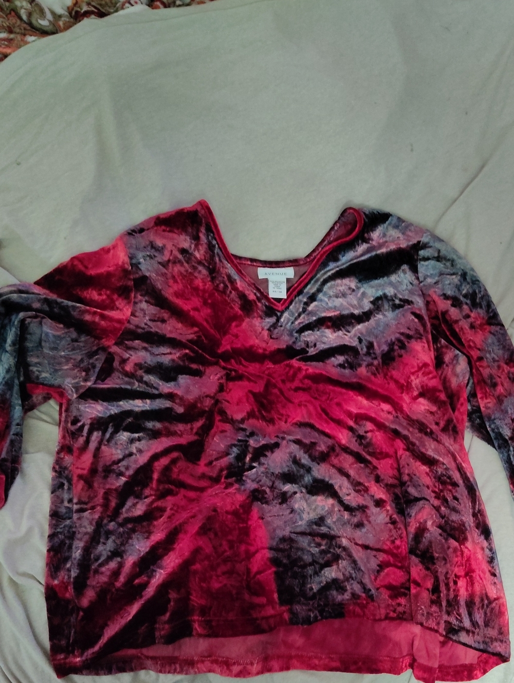 Velvet V-Neck Long Sleeve Top